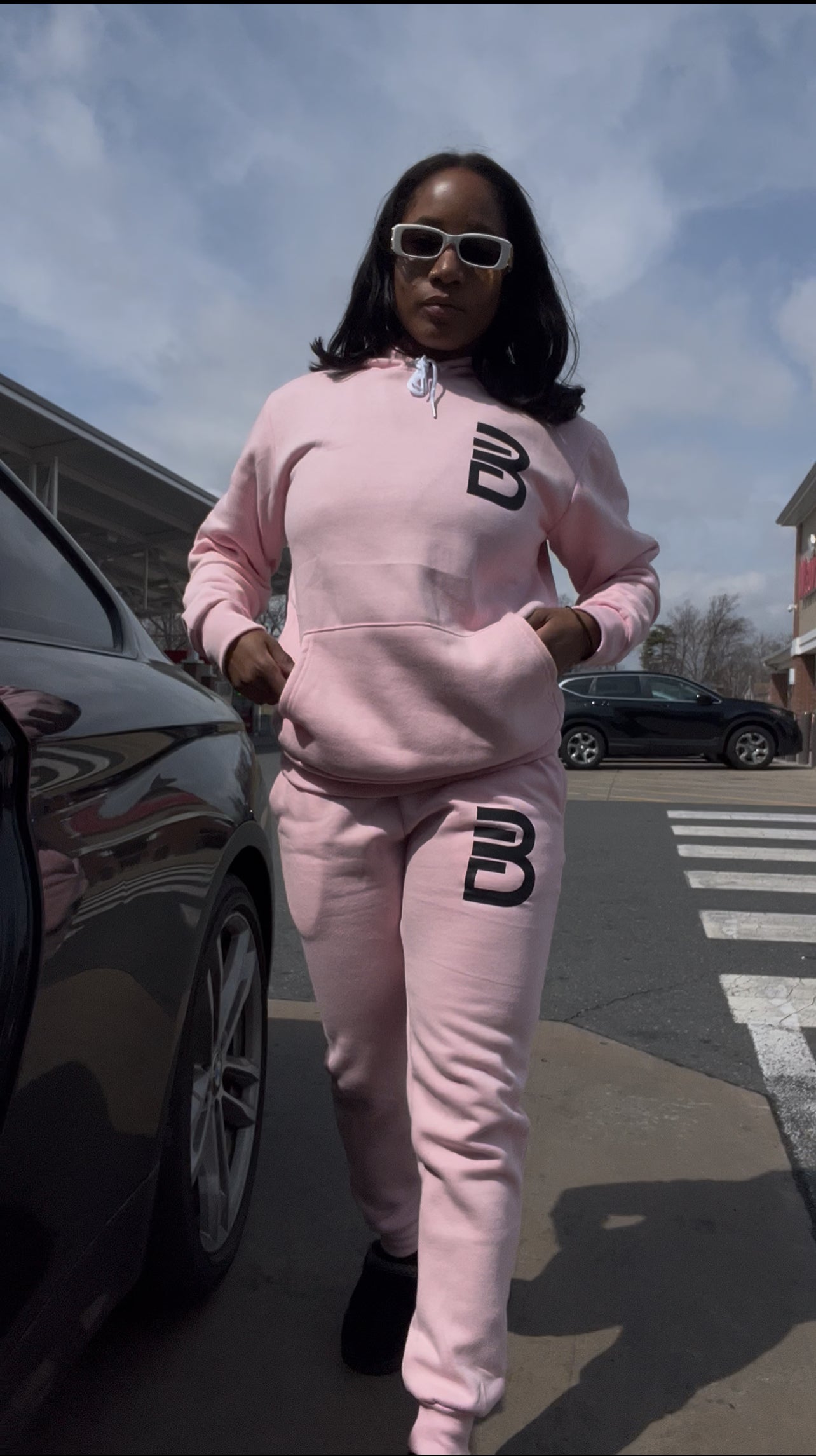 ESSENTIAL SWEATSUITS