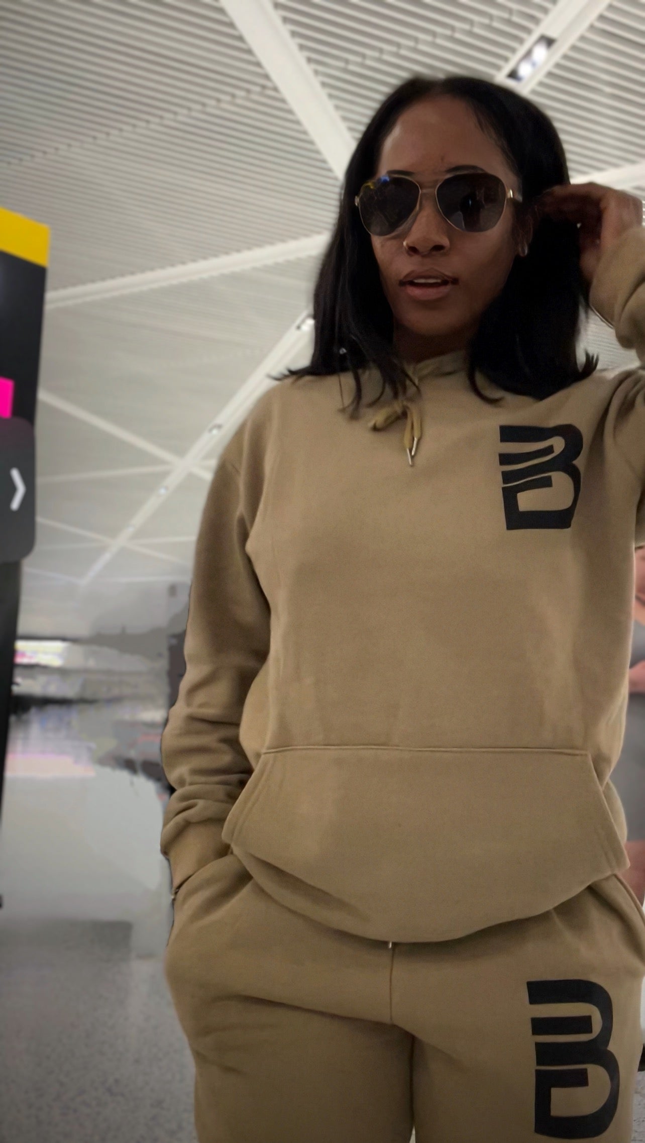 ESSENTIAL SWEATSUITS
